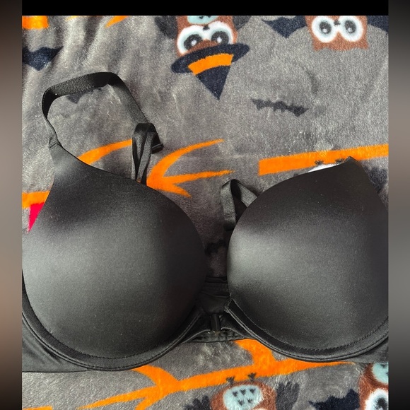 Corset back front closure Vs bra - Picture 2 of 4